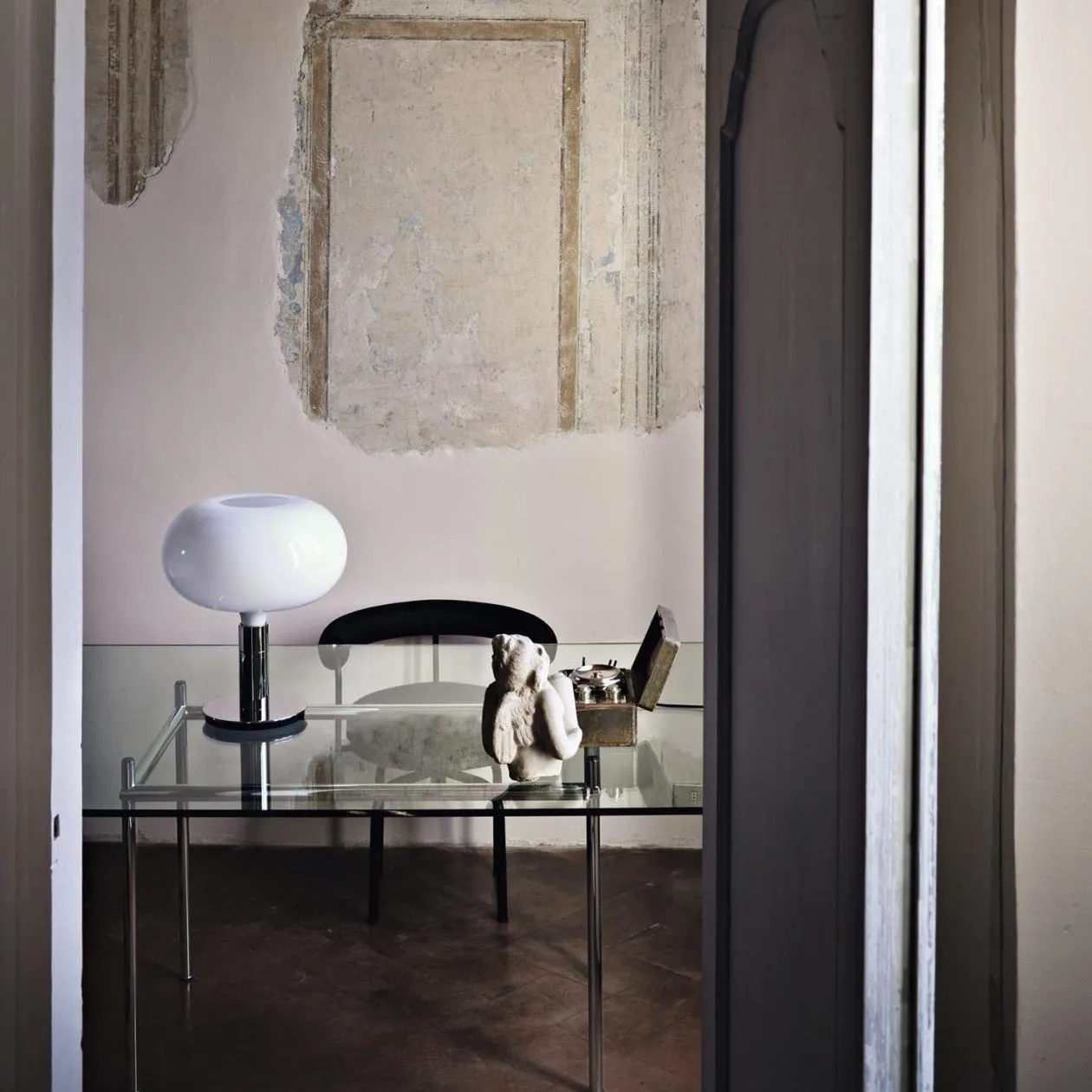 AM1N Table Lamp