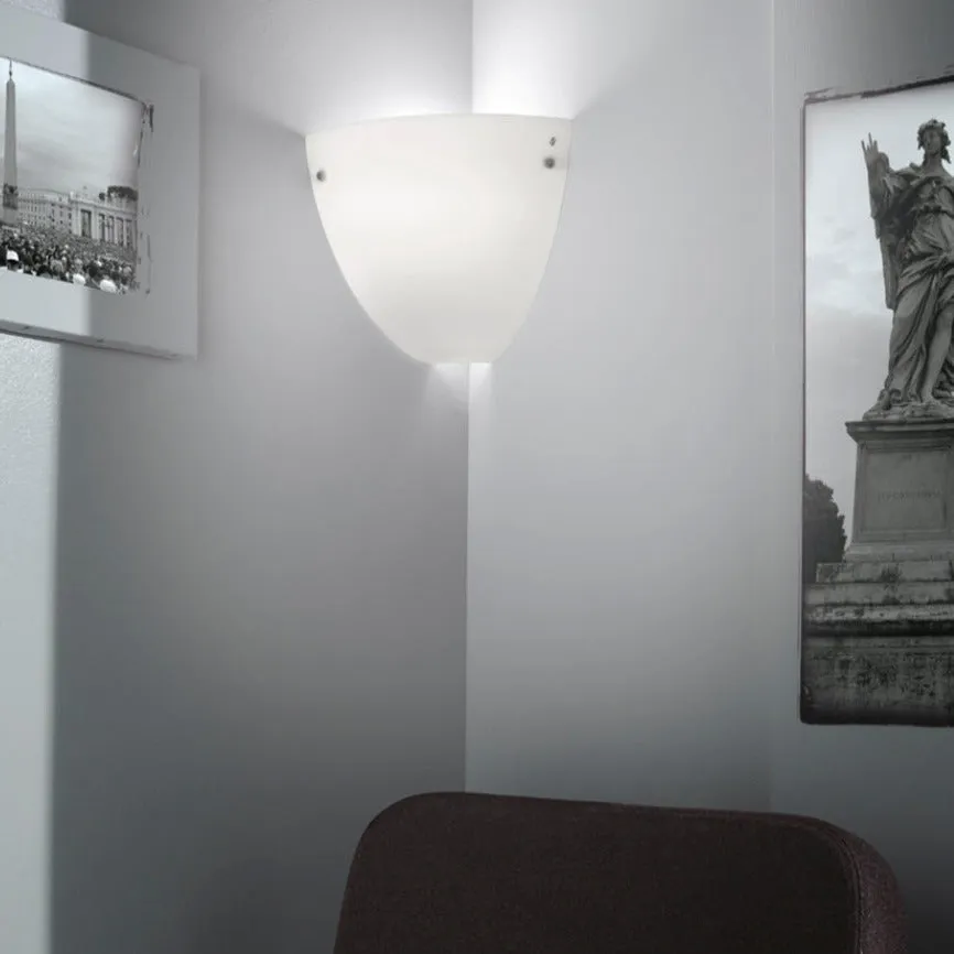 CORNER Wall Lamp